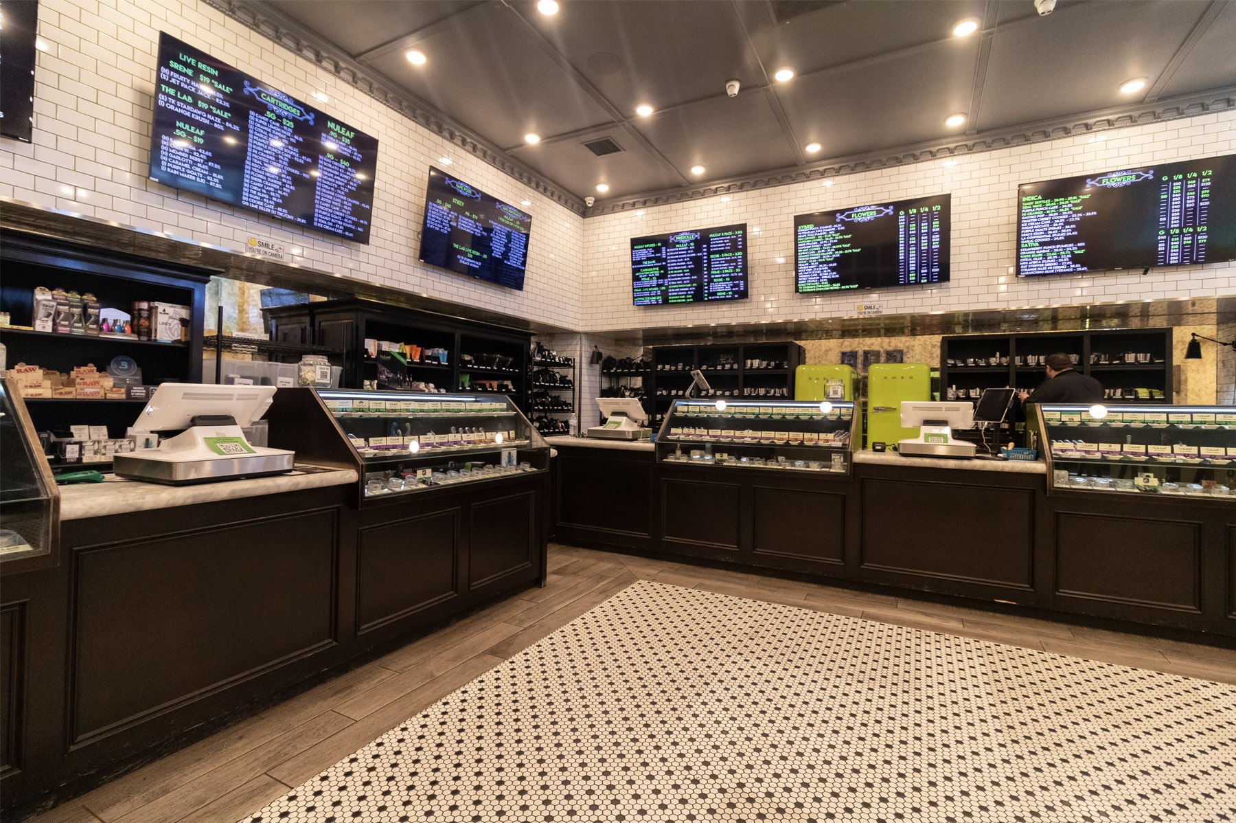 Dispensaries Near Me Offering Flowers, Edibles, and Other Cannabis Products